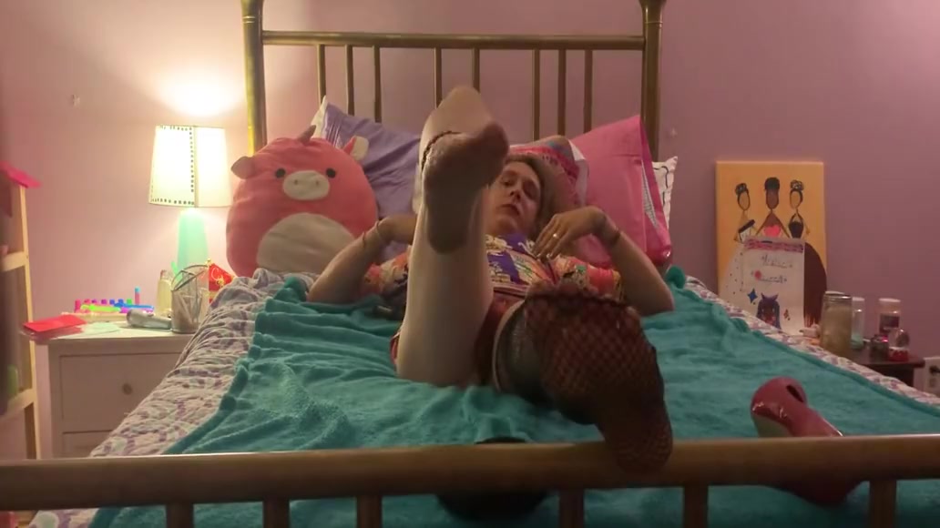 Julie Moon Is Sissyjulie In Fantasy Doll Feet Tease