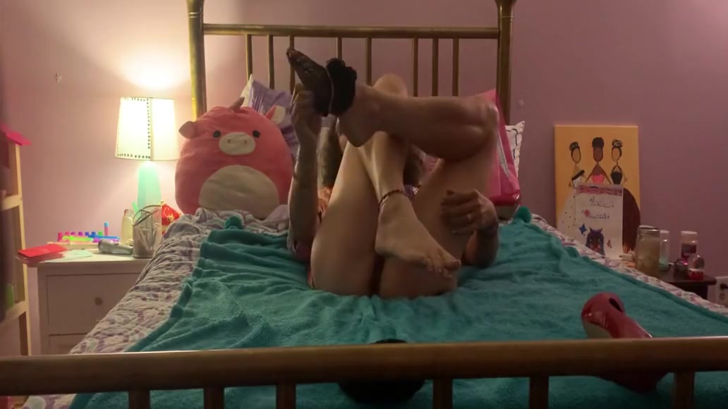 Julie Moon Is Sissyjulie In Fantasy Doll Feet Tease