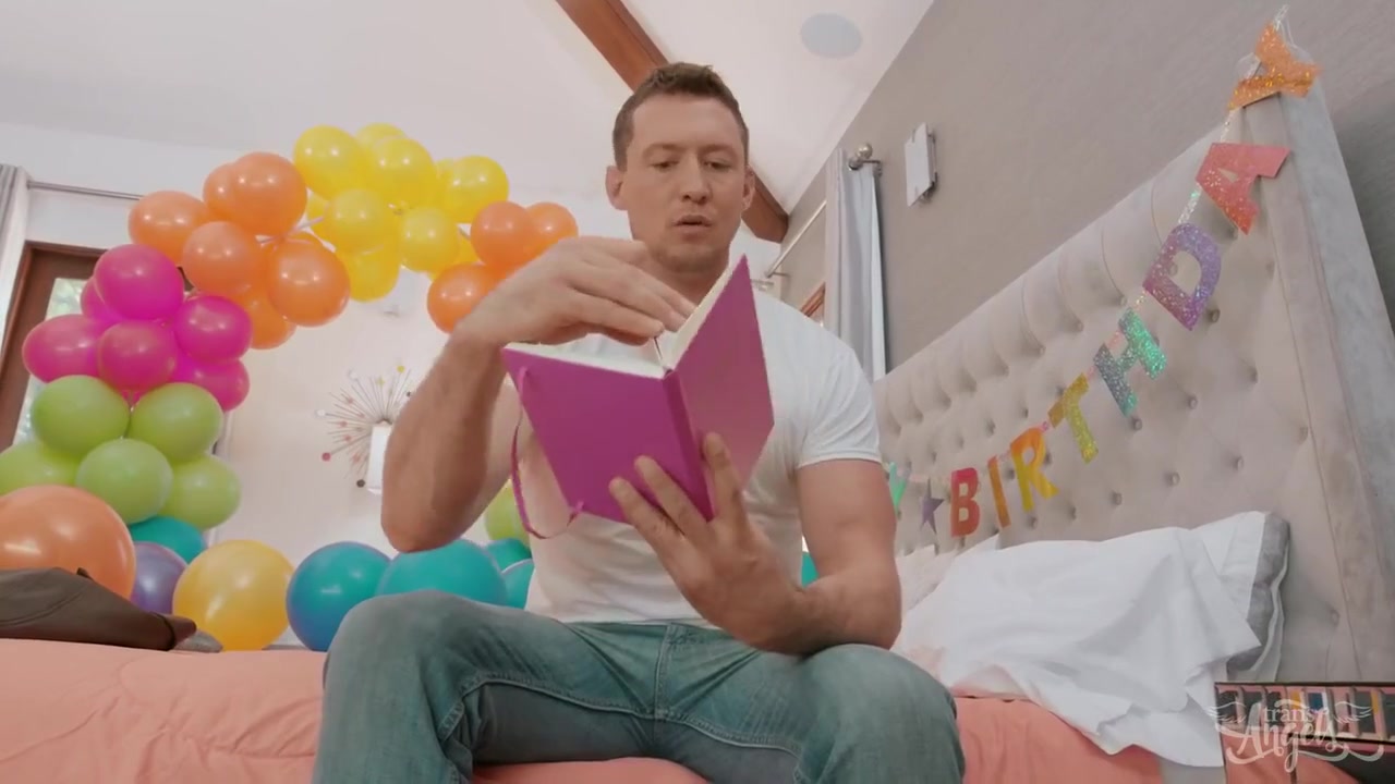 Daisy Taylor - Balls Deep In My Balloons