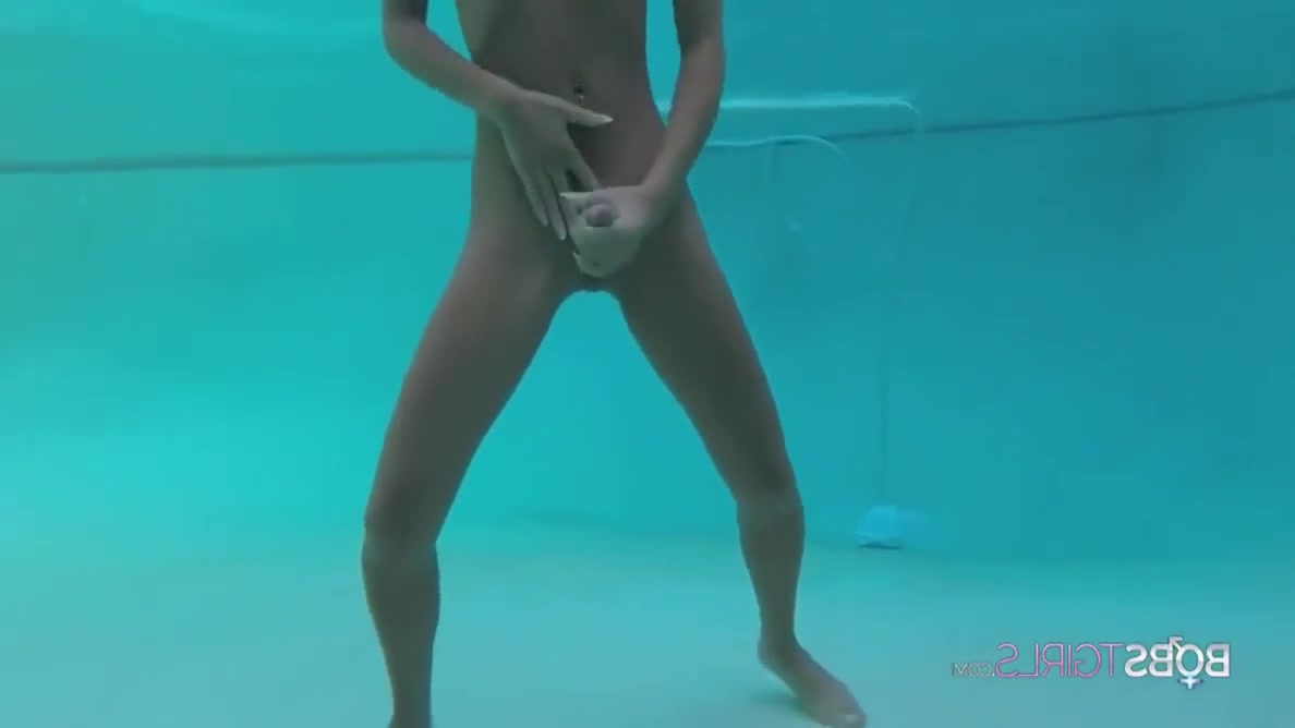 Wonderfully Cute Asian Makes A Splash In The Pool