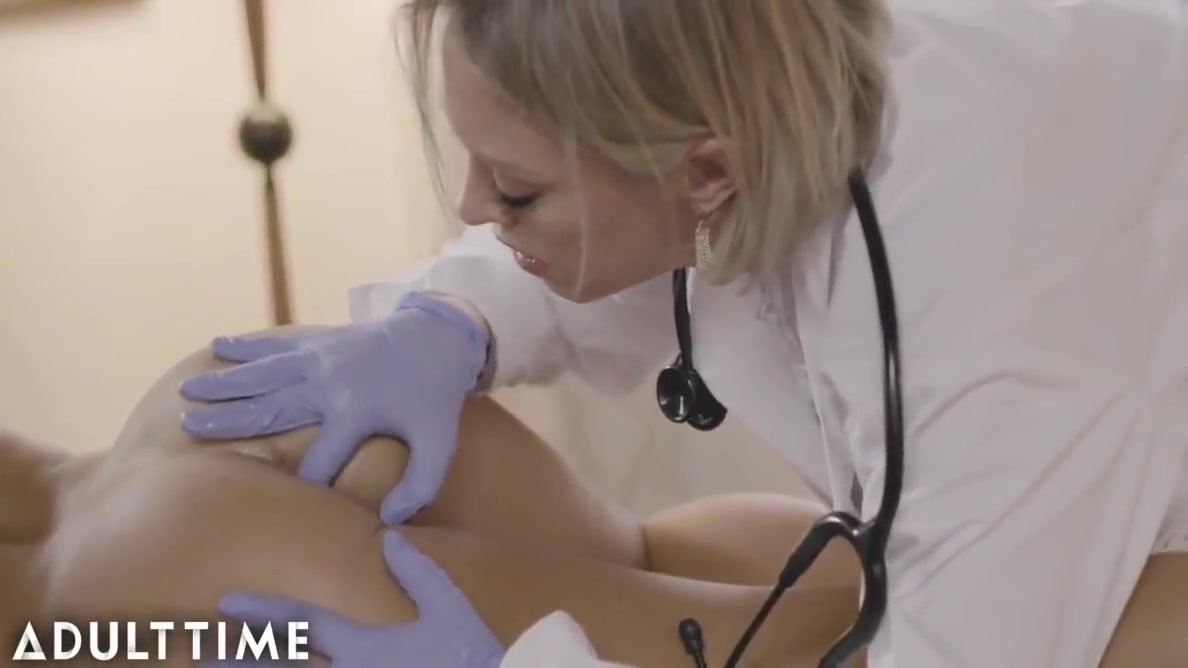 Doctor. Dee Examines Khloe Kay