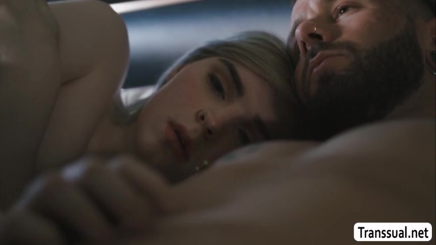 Horny Guy Woke Up Early And Ready To Fuck Tbabe Ella Hollywood