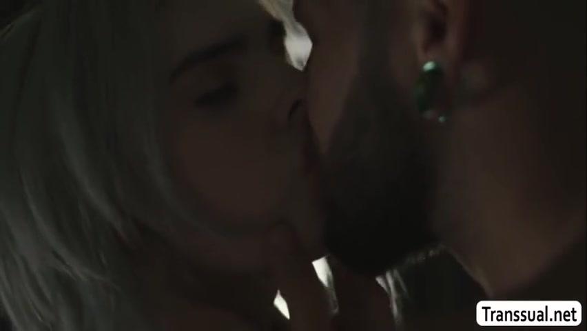 Horny Guy Woke Up Early And Ready To Fuck Tbabe Ella Hollywood