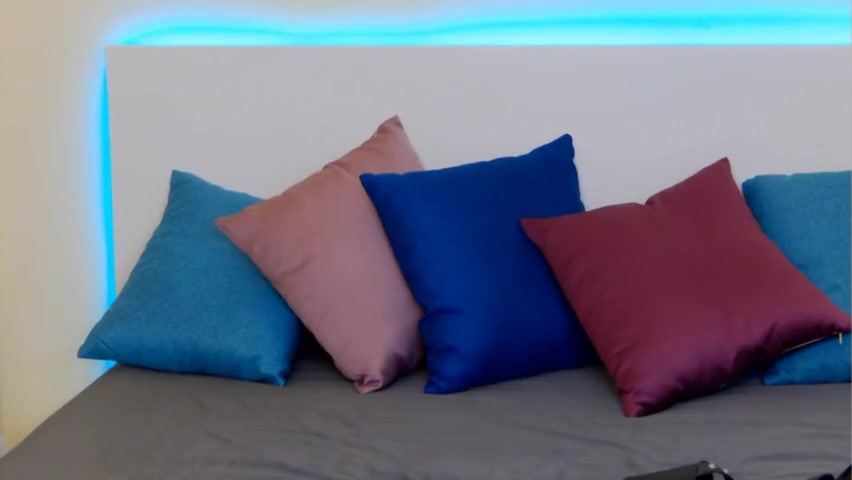 Awesome Fishnet Babe Cam Show - Suggest Model