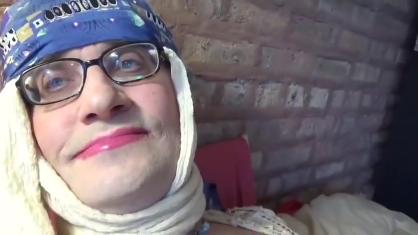 Old Lady Sveta. 2020-11-18 - Suggest Model