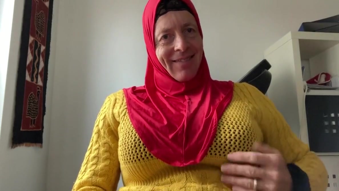 Dhimmi Bea - Hijabi Masturbation