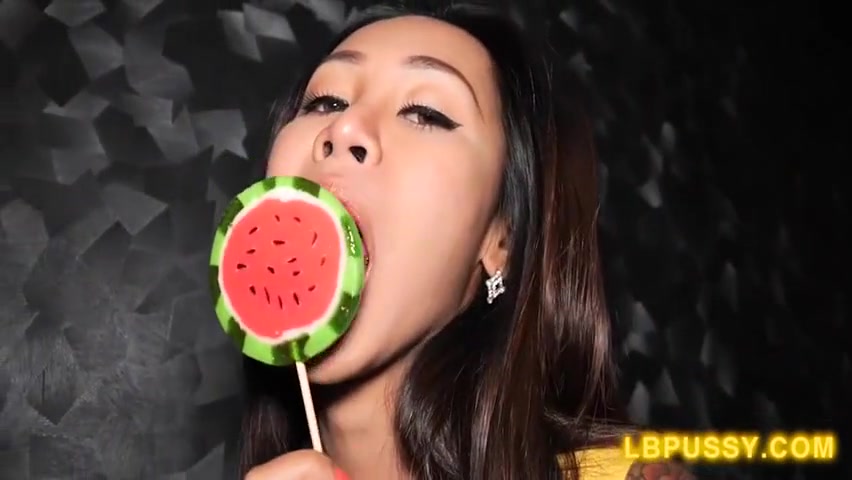 Postop Ladyboy Quiz Licks Candy Before Get Fucked