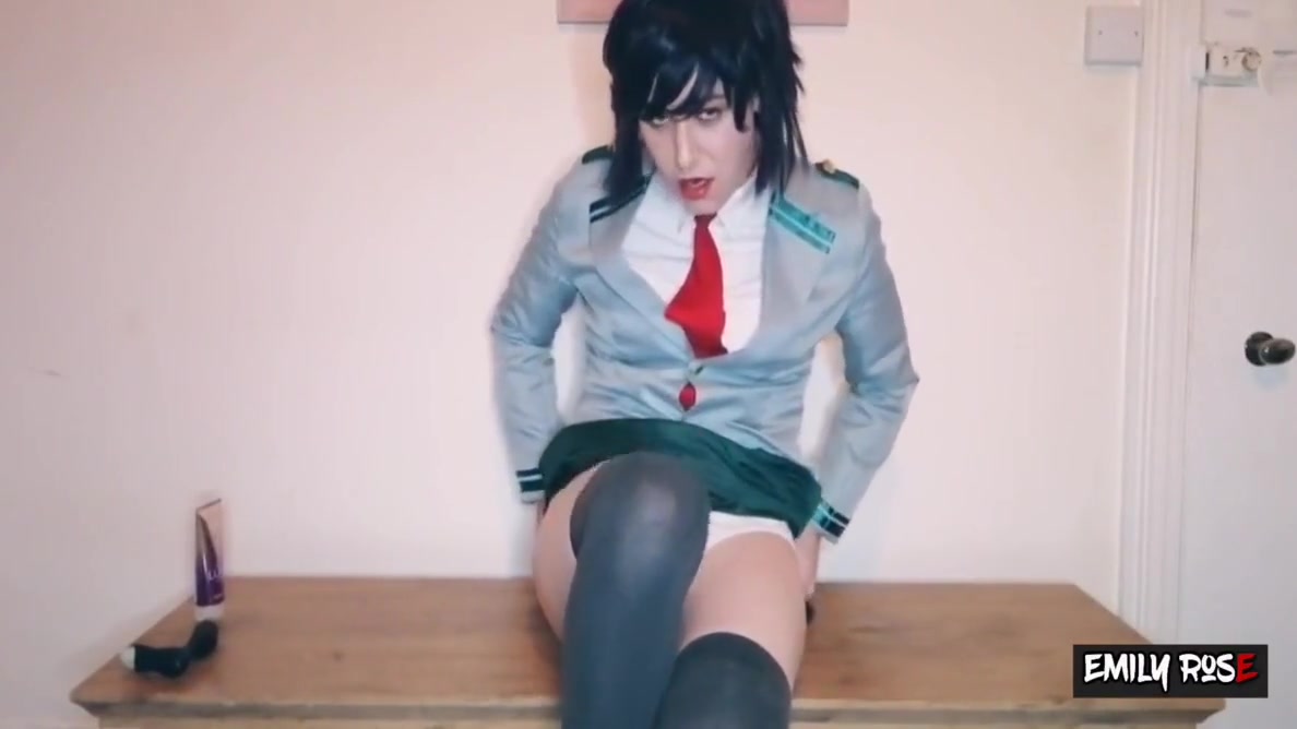 Tgirl Brat Peeing