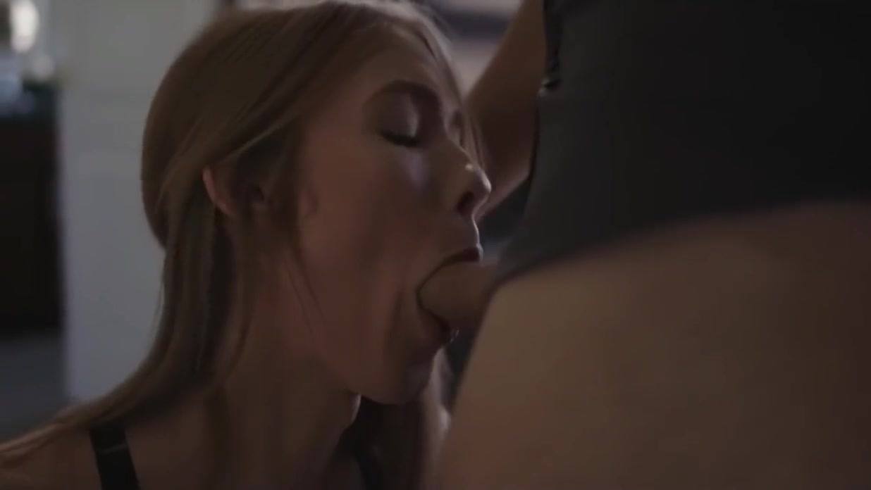 Sexy Shemale Fucks Guy - Hot Tranny Fucks Guy