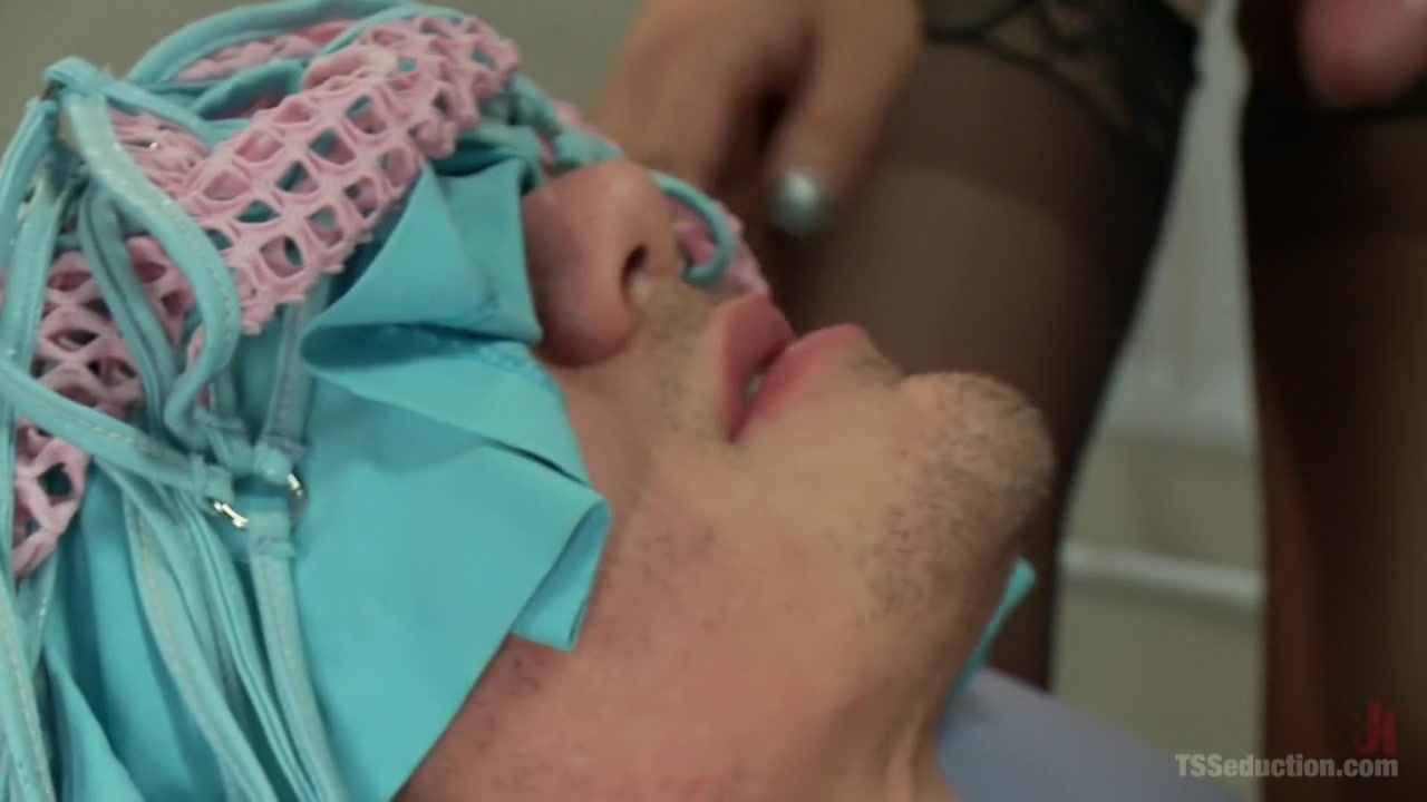 Sexual Identity Experiment: Venus Lux in Hospital Threesome Feature!