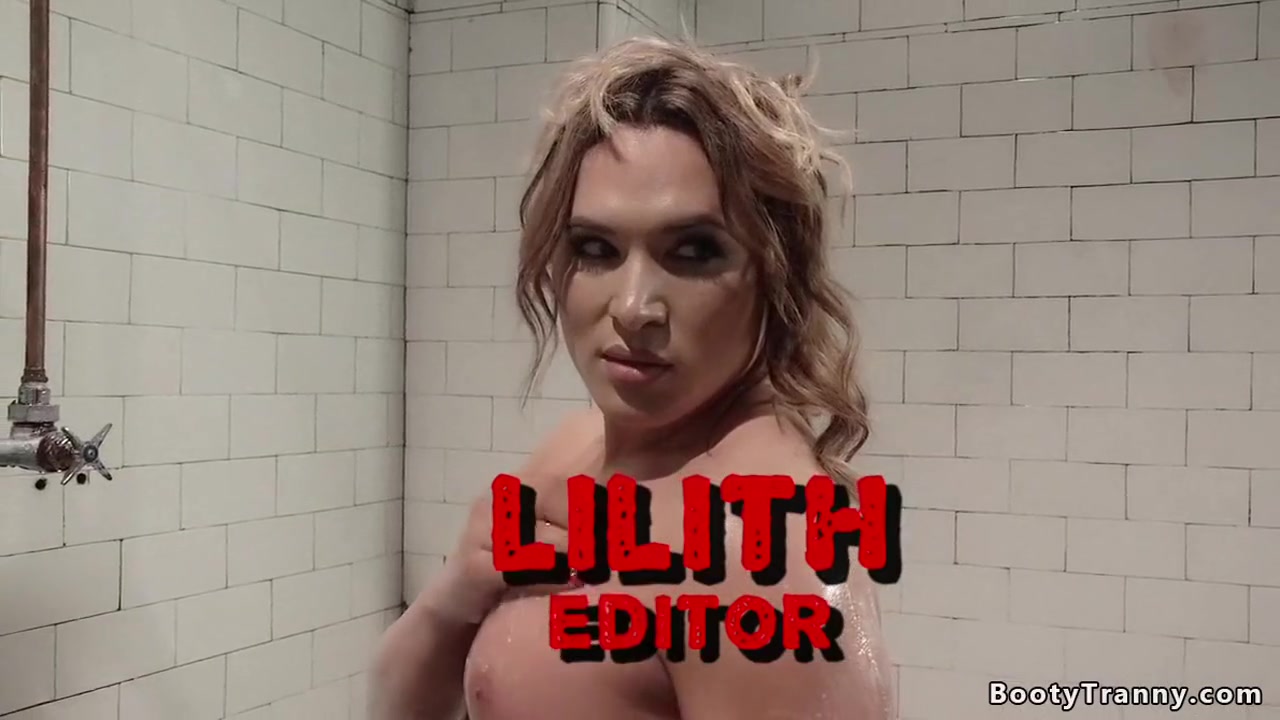 Full-breasted Shemale Prisoner Ass Fucking Fucks Officer