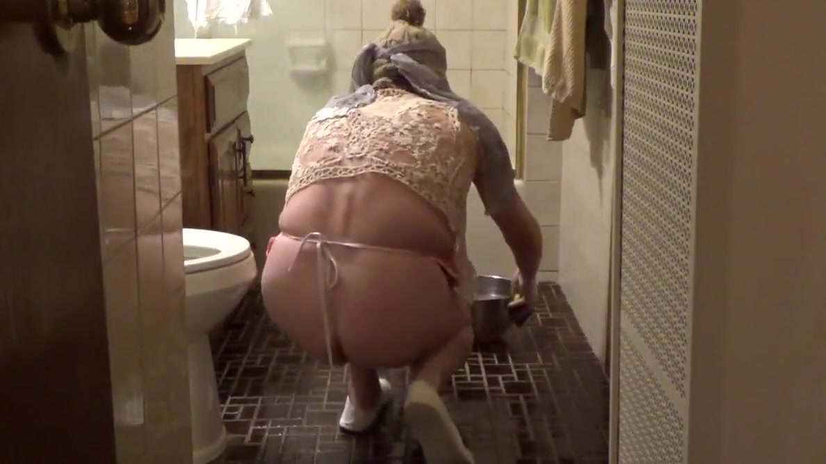 In Bathroom. Lady Sveta. 2021-03-15