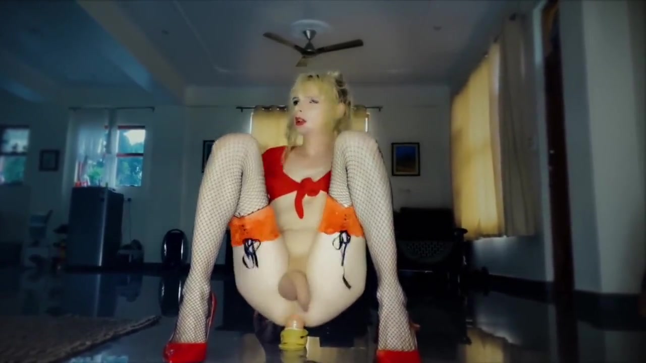Sissy Trans Slut Jumping On Fat Dildo Hard Anal Trainning!!!