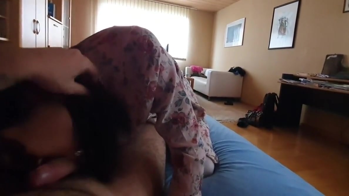 She Sucks