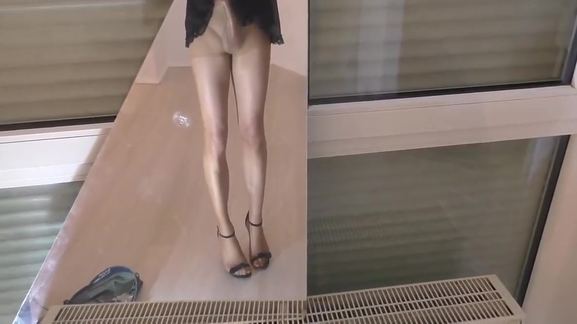 Big Cock In Pantyhose