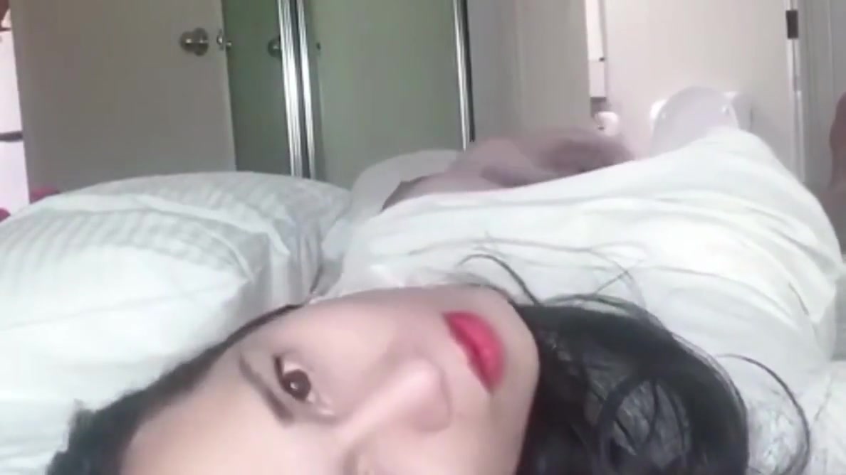 Sexy Shemale Morning Masturbation & Cum Before Going To Work
