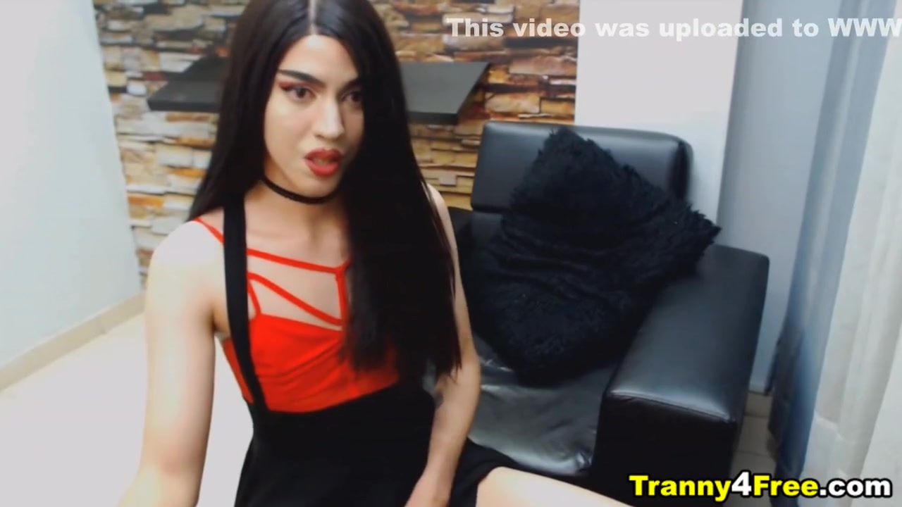 Wild Shemale In Red Hard Jacking