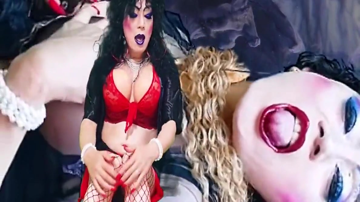 Pornstar Niclo Very Hot Masturbation