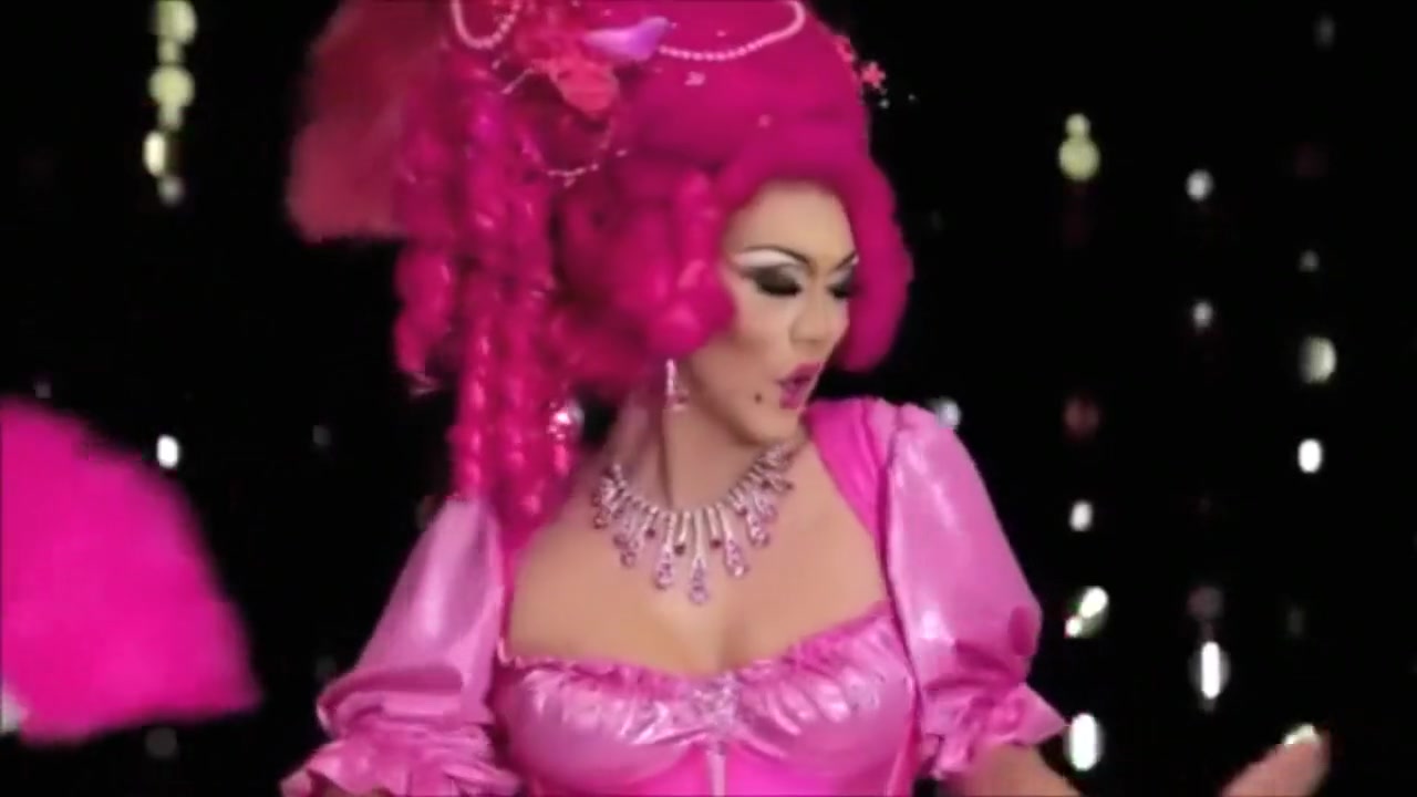 Manila Luzon - The Fierce Asian Drag Queen