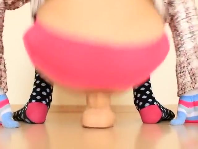 Sissy LeaStar Creampie Her Pussy
