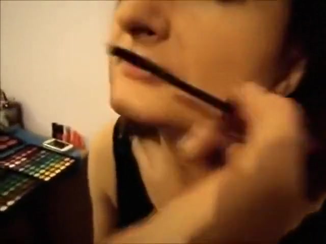 Feminization Make-up