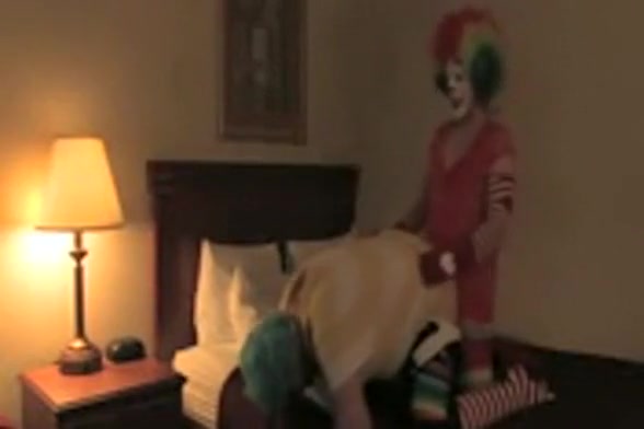 Crossdresser Clown Trixie
