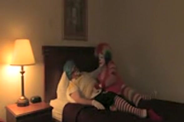 Crossdresser Clown Trixie
