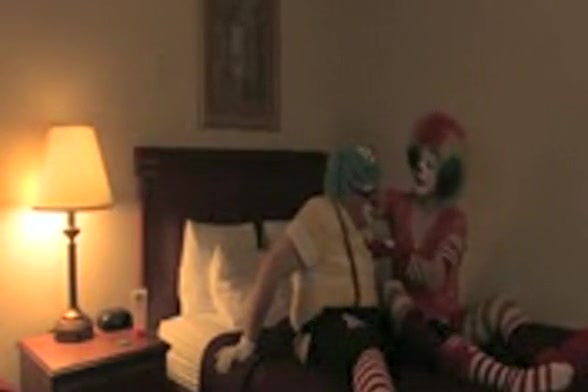 Crossdresser Clown Trixie