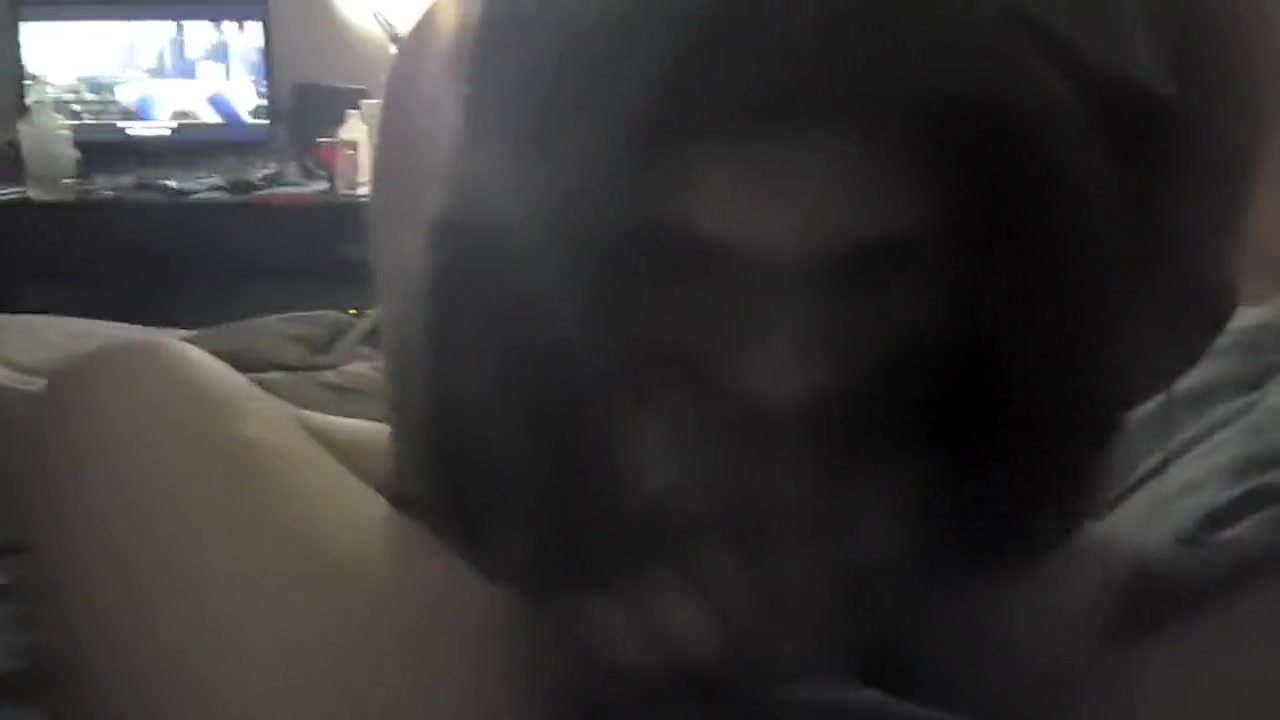 Friend suckin me