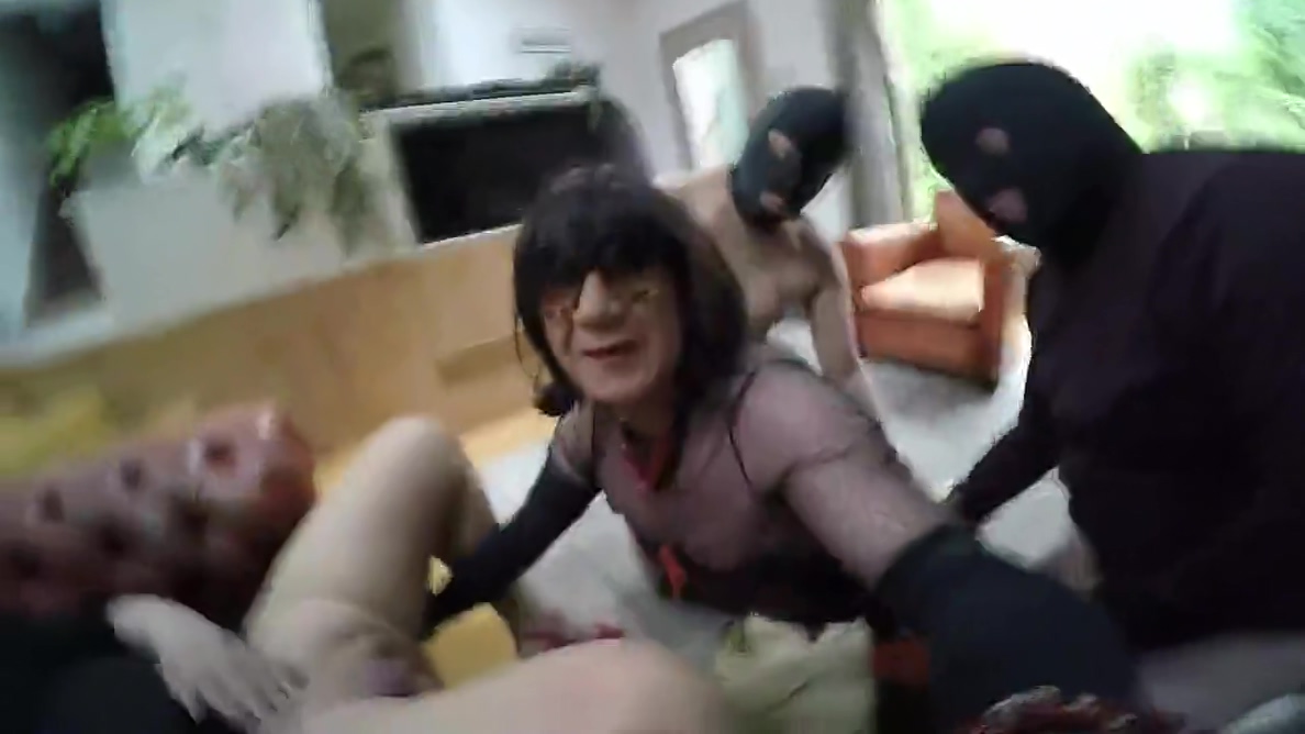 Two Men Plays With My Anal Pussy