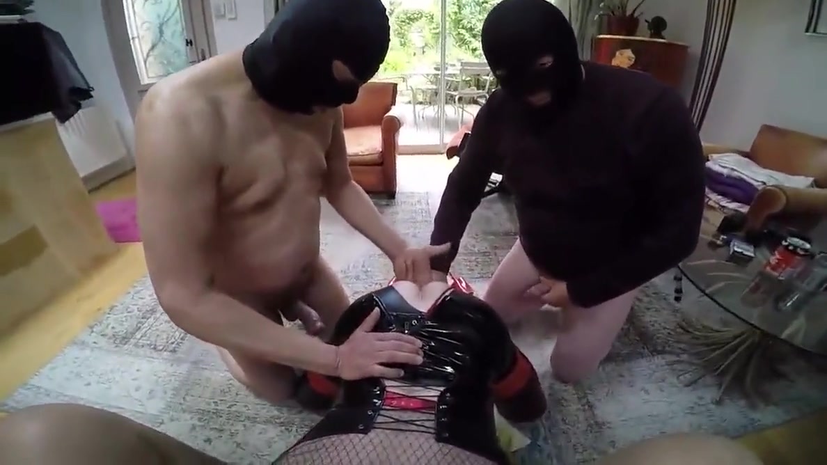 Two Men Plays With My Anal Pussy