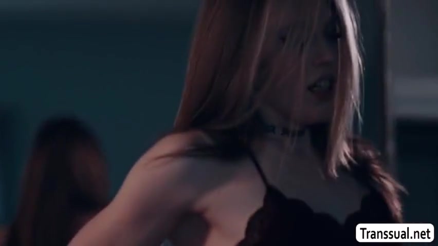 Tbabe Izzy Loves When Stepbro Bangs Her Ass