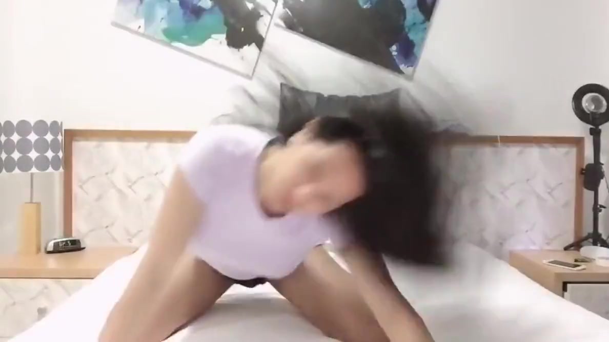 Solo Asian Trans Anairb Doing Her Hot Webcam Striptease