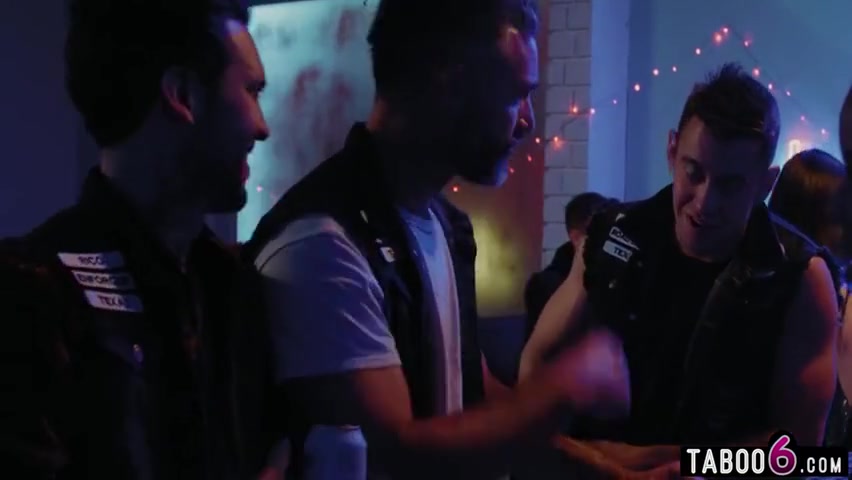 Khloe Kay In Small Cock Shemale Sex With A Biker Boy After They Met In A Bar