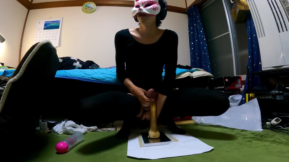 Very Wet Anal Dildo Session With Two Cameras