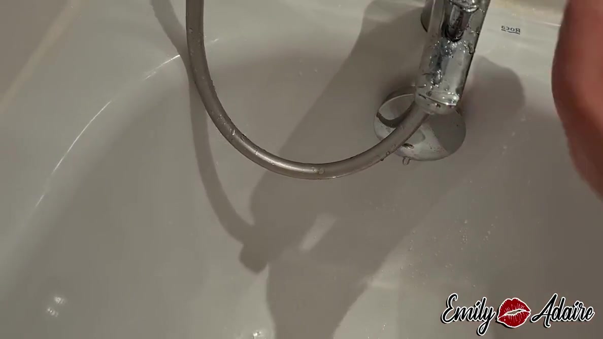 Emily Adaire In Tgirl Edging In The Bathtub And Cum In Water Ts