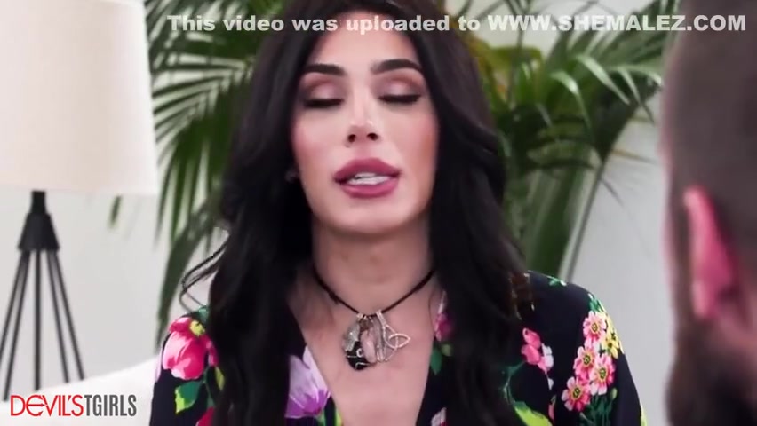 Trans Bangs Her Neighbor To Get Over A Dat With Ariel Demure