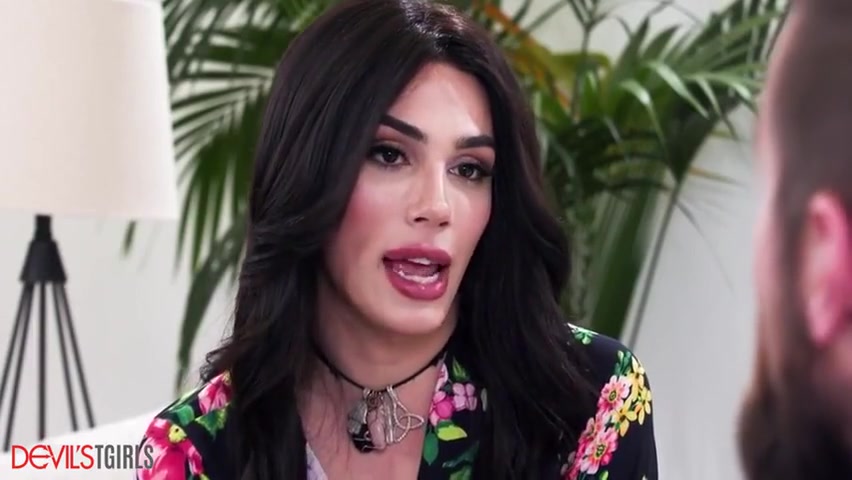 Trans Bangs Her Neighbor To Get Over A Dat With Ariel Demure