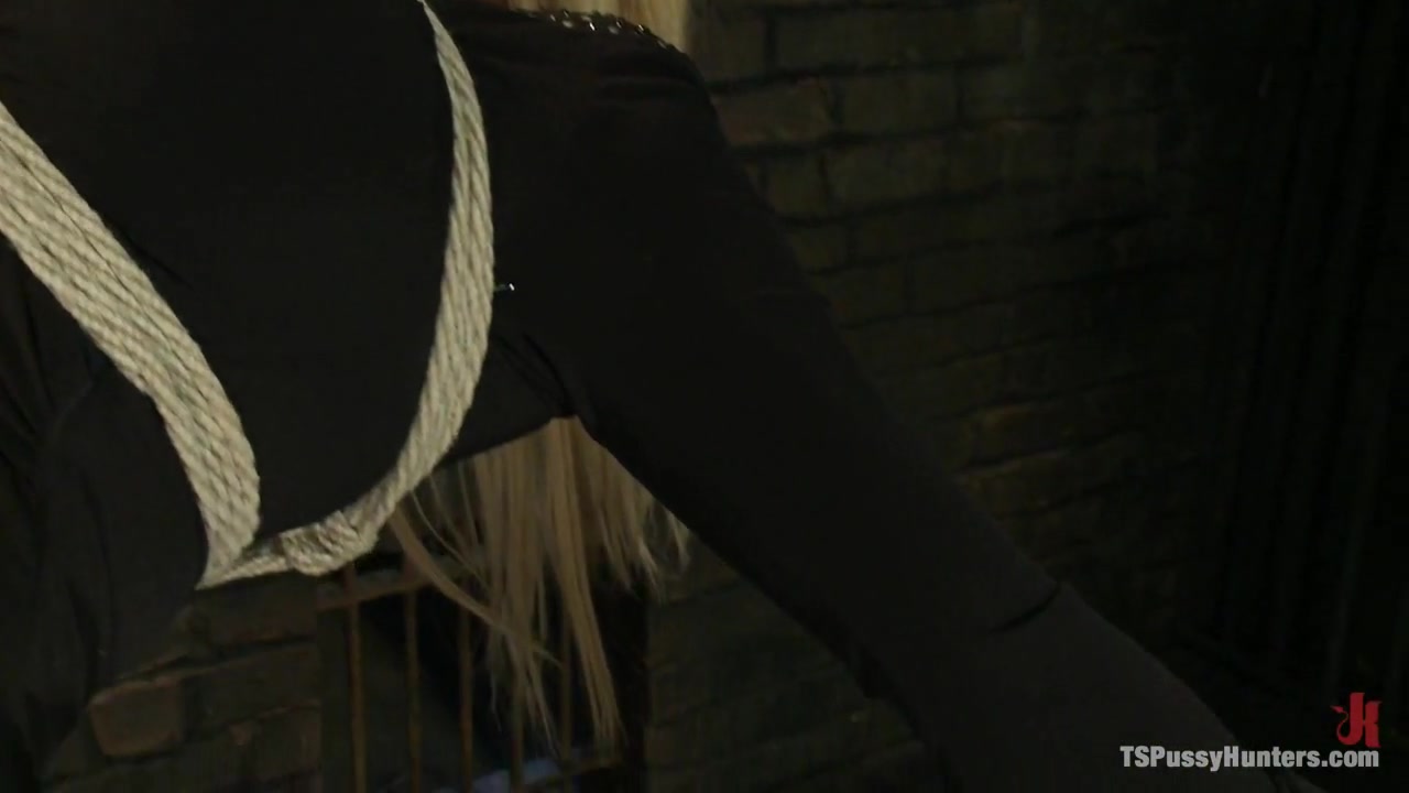 A different Hunt Lorelei Lee binds Eva Lin in Sexy Inescapable Bondage