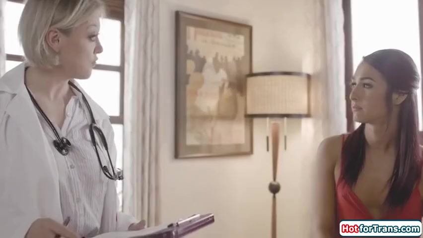 Khloe Kay In Shemale Sixtynines And Fucks Big Tits Milf Doctor