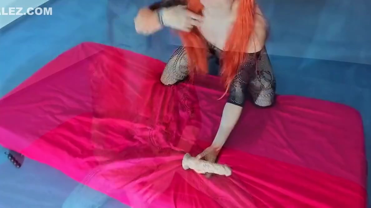 Cdsimone In Catsuit Is Mastrubating And Toying Her Ass