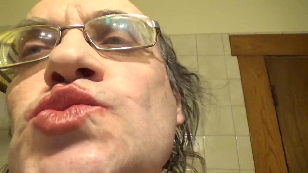 In the bathroom. Ladyboy Sergei. 2022-01-22