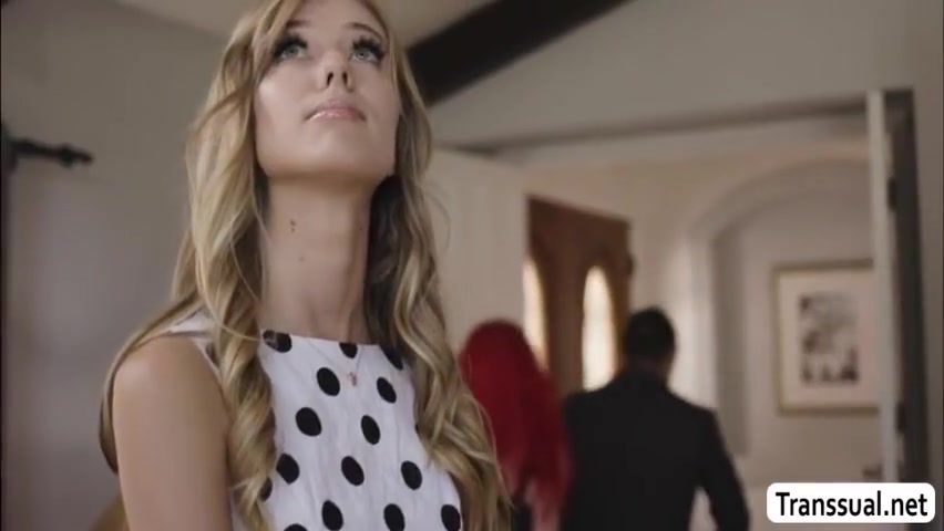 Jenna Gargles - Hot Shemale And Her Girlfriend Fucked By Real Estate Agent