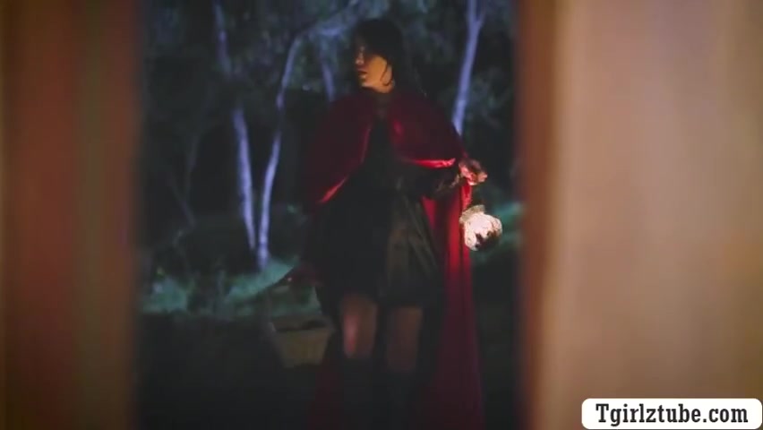 Chanel Santini In Latina Shemale Enjoys Fucking The Pussy Of Princess In Castle