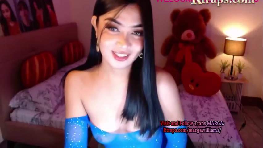 Slim Asian Shemale Sweetie Tugs Her Dick On Cam
