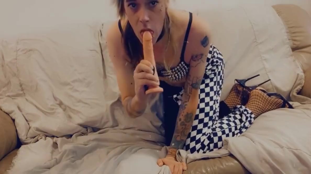 Trans Camgirl Sucking While Bent Over