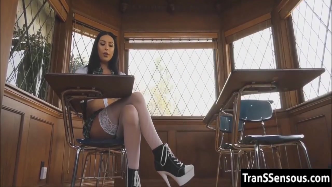 Tranny Fucked By Teacher 6 Min