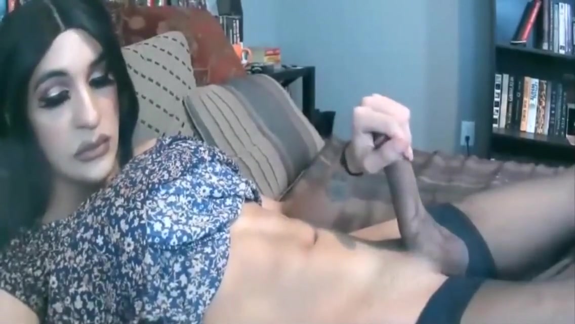 Slut For All Tea