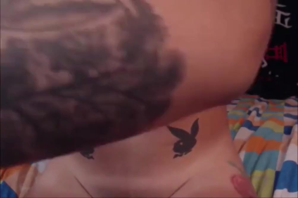 Tranny And Her Fuckbuddy Sucking Each Other Cocks