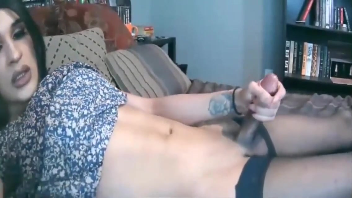 Slut For All Tea